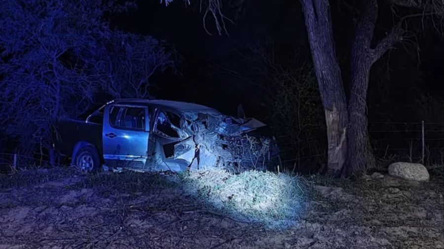 El ex intendente de Londres perdió el control de su camioneta, chocó contra un árbol y murió