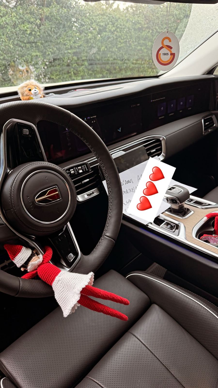 Regalo de Mauro Icardi a la China Suárez