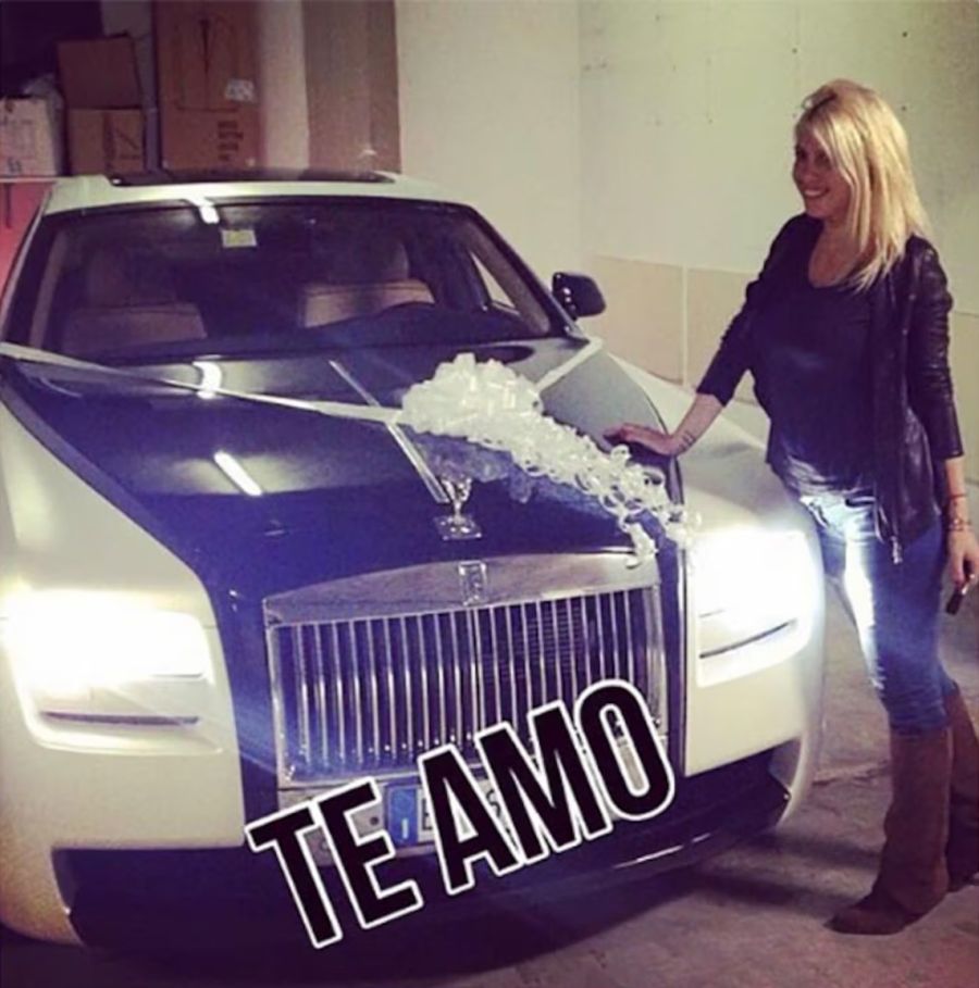 Regalo de Mauro Icardi a Wanda Nara