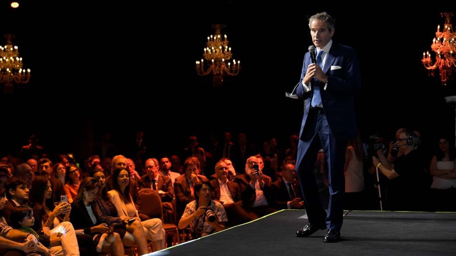 Rafael Grossi en el CARI 23122025