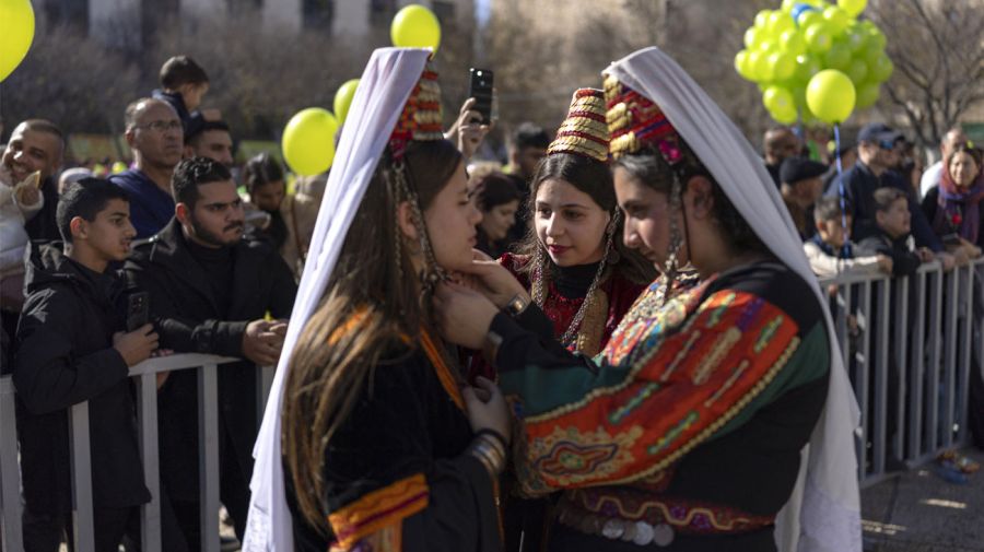 Scout marchan durante las celebraciones de Nochebuena en Belén, Cisjordania. 24122025