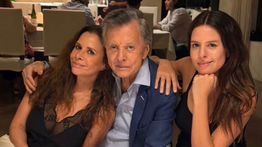 Julieta, Rosario y Palito Ortega