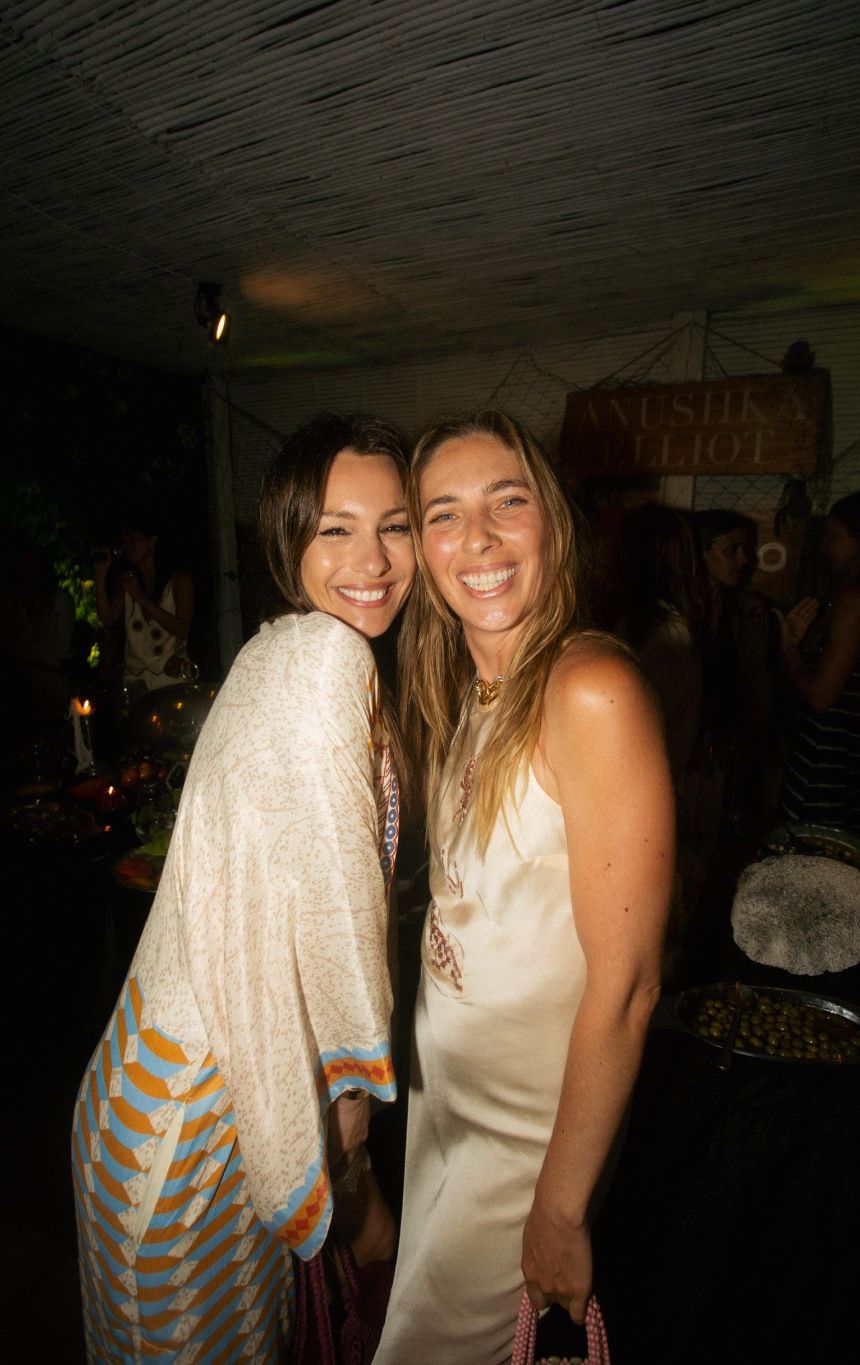 Todas las fotos del evento de Anushka Elliot