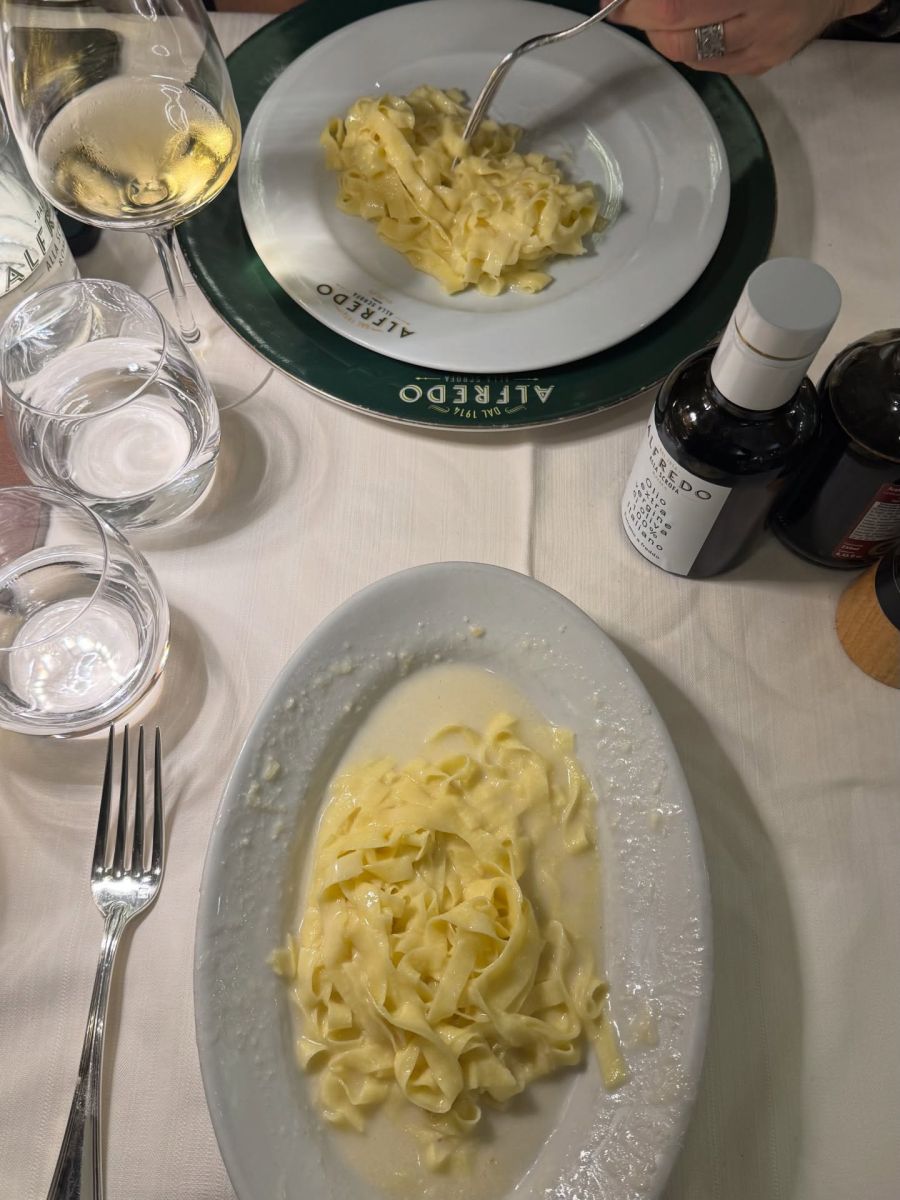 Así fue el exclusivo cumpleaños de Rocío Robles en Roma