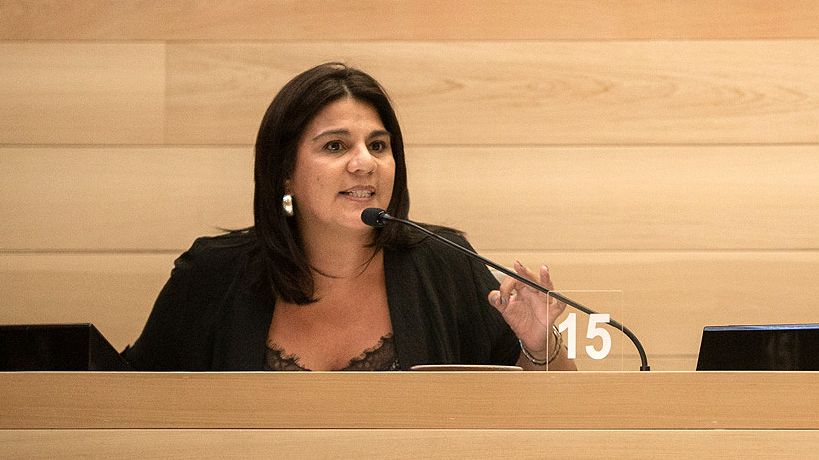 Nadia Fernández en la Legislatura de Córdoba
