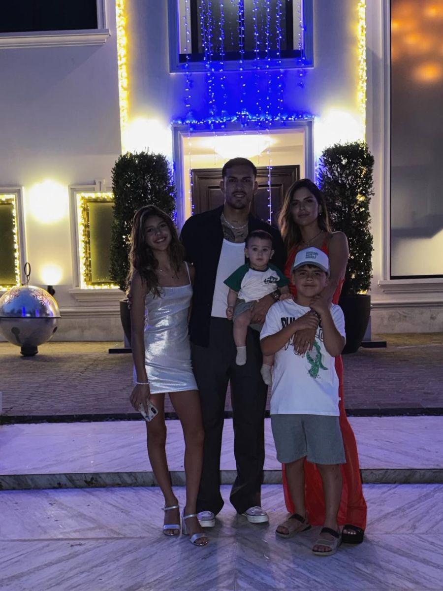 Leandro Paredes y Camila Galante