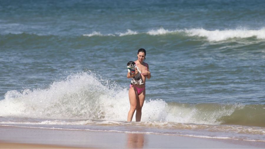 Ricardo Darín, Florencia Bas y su hija Clara en Uruguay