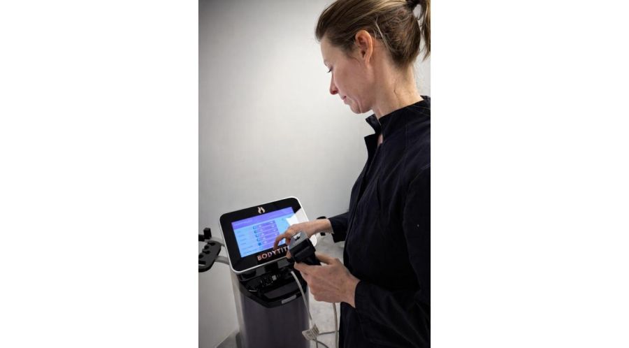 Morpheus8 by Dra. Carolina De Philippis