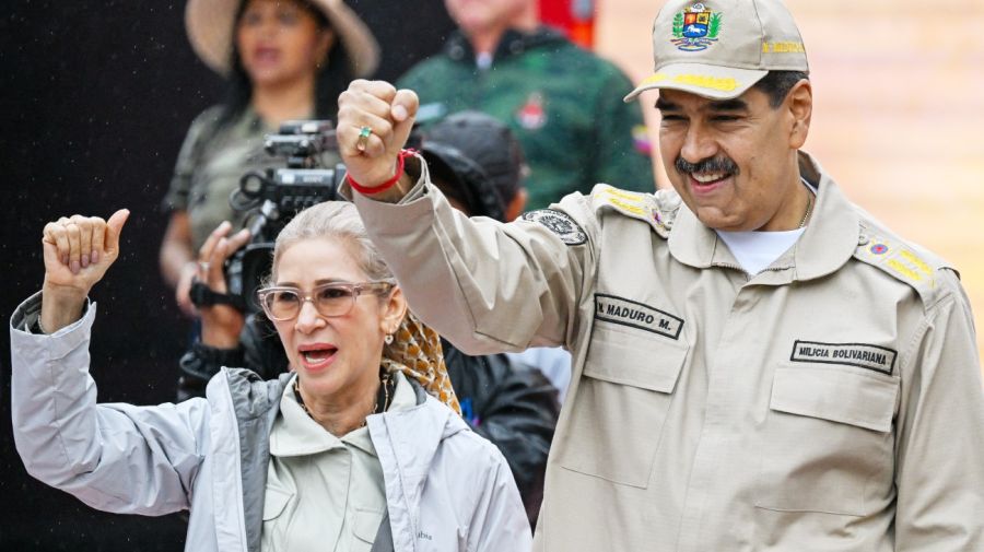 Nicolás Maduro y su esposa Cilia Flores