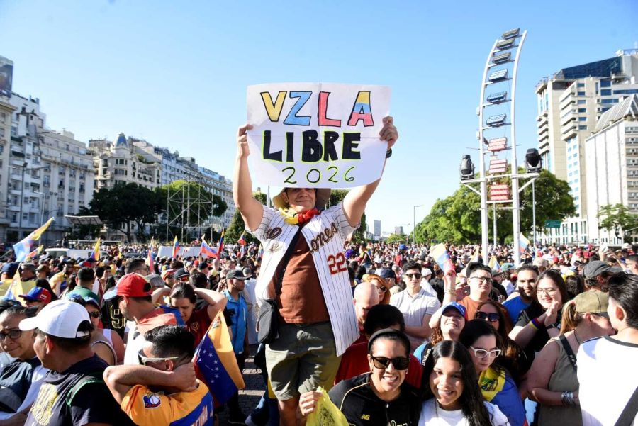 Venezuela festeja obelisco