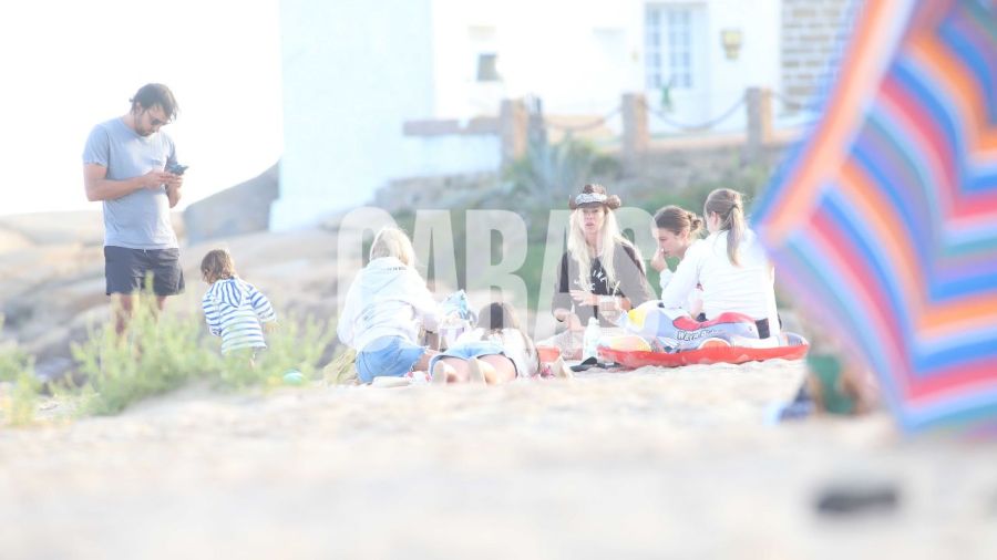 Nicole Neumann, Valeria Mazza y Benjamín Vicuña en Uruguay