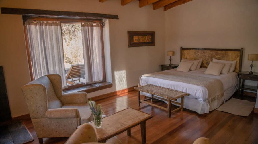 Un refugio rural donde el paisaje y el silencio marcan el ritmo de la experiencia 20260106