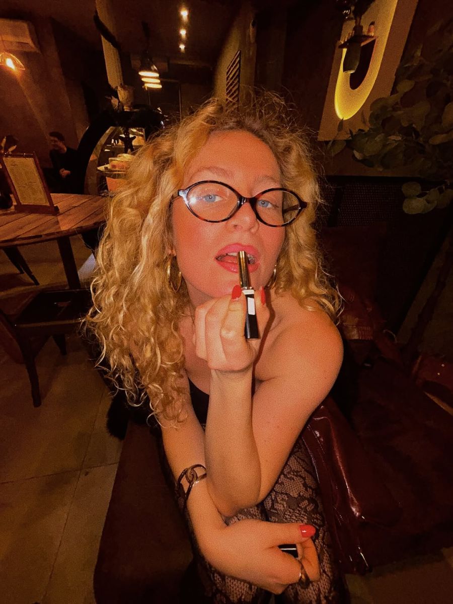 Sarah Borrell, Luciano Castro y Griselda Siciliani