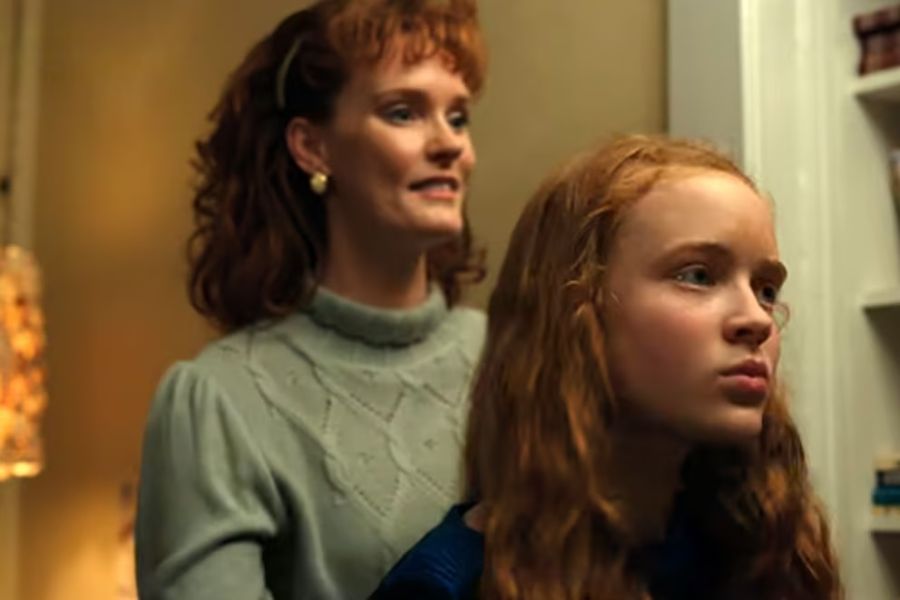 Susan Hargrove y Max en Stranger Things