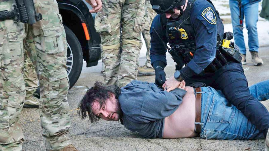 100126_ice_protesta_policia_afp_g