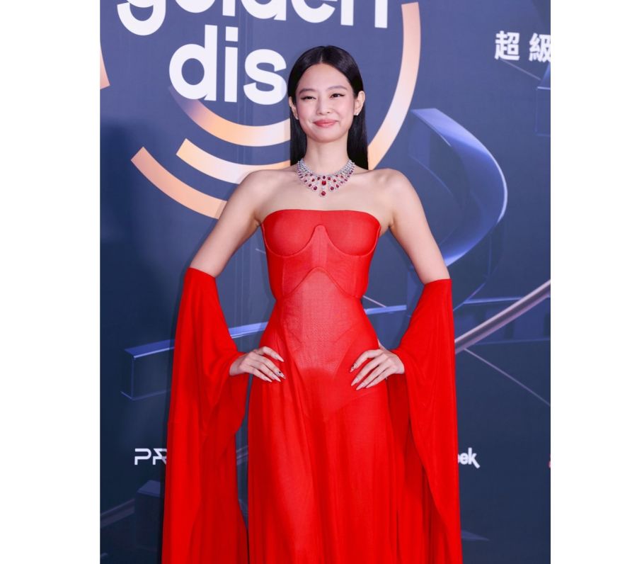 El collar de Jennie de BLACKPINK