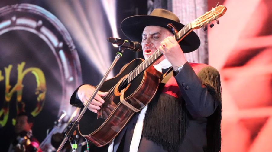 Chaqueño Palavecino en el Festival de Folklore en el Agua