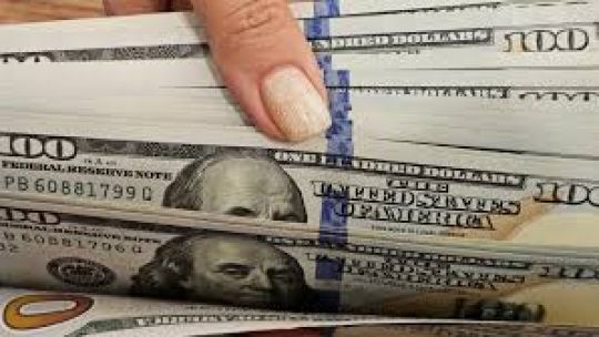 Paso a paso: cómo cambiar los dólares 