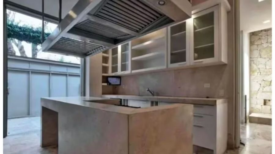 Así es la casa de Benjamín Vicuña y Pampita