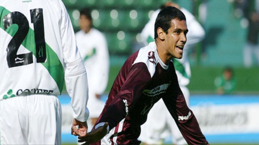 Lanús y Banfield: La historia de los títulos locales que consagraron a los clubes del Sur