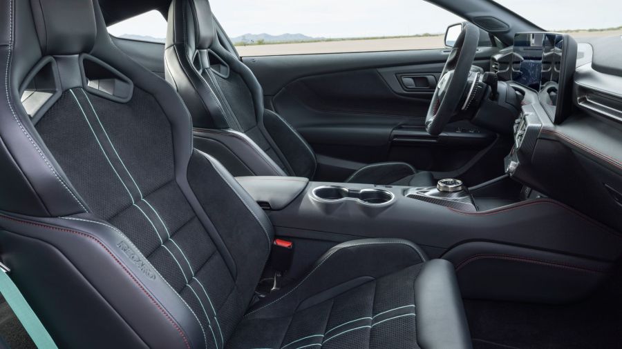 Mustang Dark Horse SC