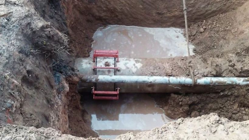 Caño roto en La Calera