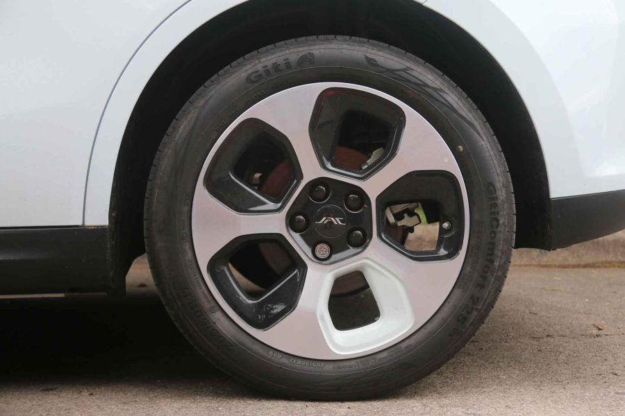 Probamos el JAC EV 30X: Hacia la ciudad eléctrica