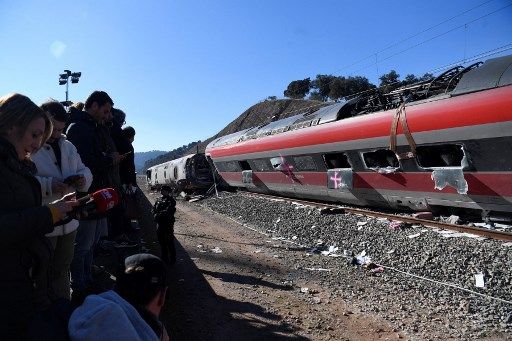 Tres días de luto en España: cuál fue la causa de la tragedia ferroviaria fatal.