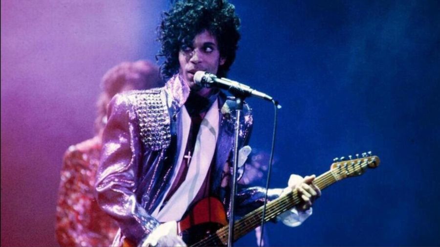 Prince y su actuación en Buenos Aires: una noche que transformó el Monumental en un escenario de intensidad, energía y genialidad