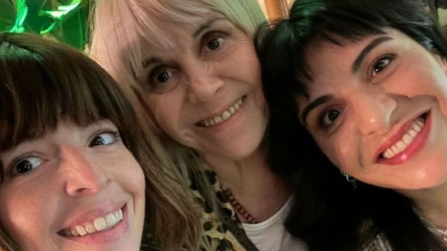 Con una foto inédita, Gianinna Maradona emocionó a Claudia Villafañe: 