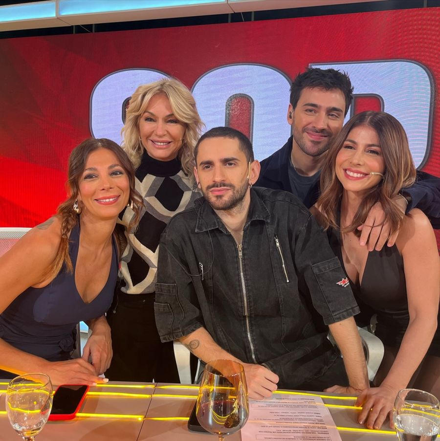 Los panelistas de Yanina Latorre en su programa en el 2025