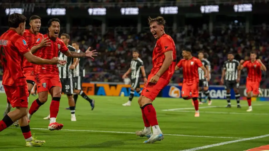 Sin lugar en Boca, Simoni ya empezó a hacer goles en Gimnasia de Mendoza.