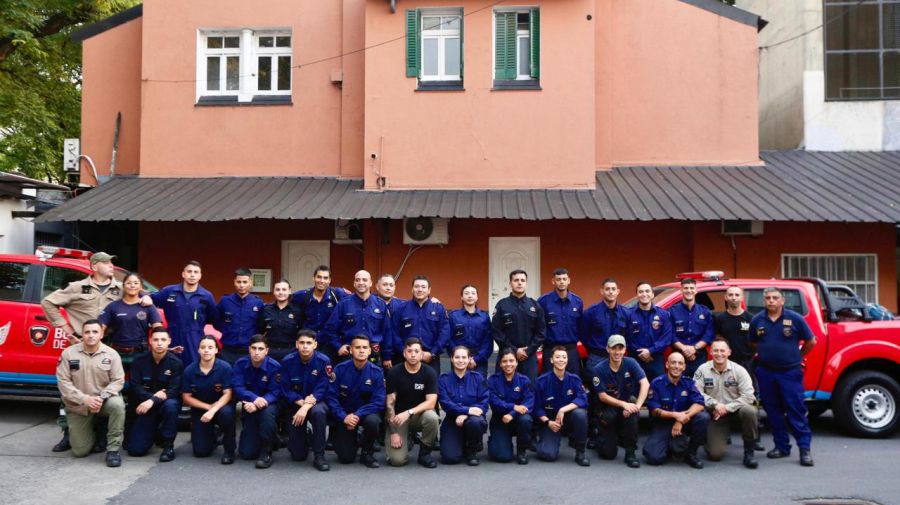 El Gobierno porteño envía bomberos y brigadistas a la lucha contra incendios en Chubut.