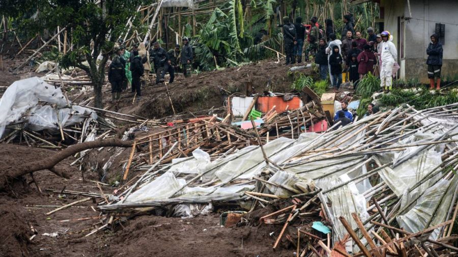 INDONESIA - DESLIZAMIENTO DE TIERRA 24012026