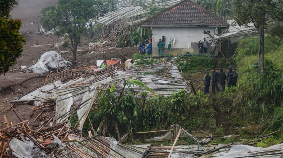 INDONESIA - DESLIZAMIENTO DE TIERRA 24012026