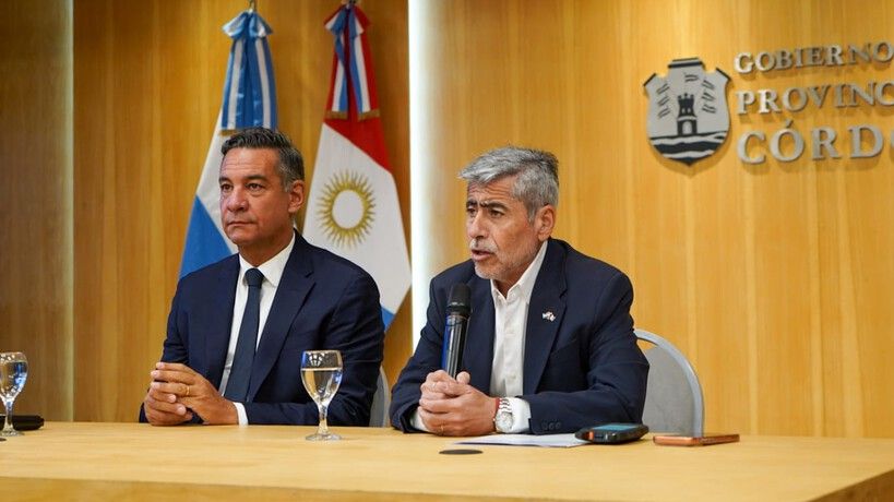 Quinteros y Siciliano en conferencia de prensa