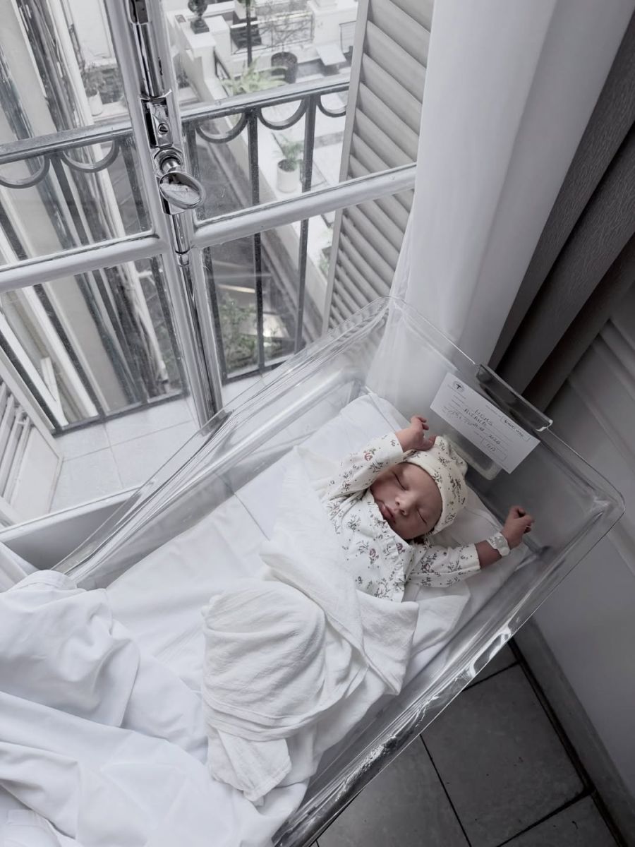 Aitana, hija de Cami Homs y José Sosa