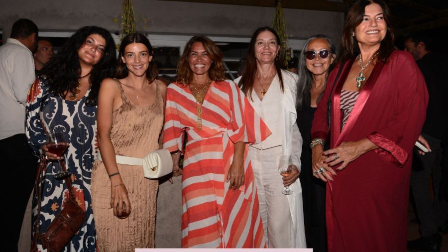 Calu Rivero y su mamá, Rita del Valle, marcan tendencia con sus looks boho-luxe en la noche de Uruguay