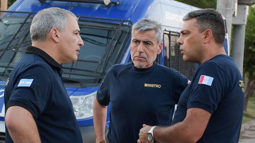 Juan Pablo Quinteros junto al Jefe de la Policía Crio Marin