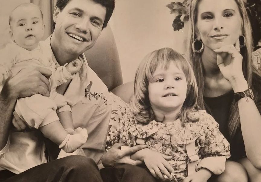 Soledad Aquino, Marcelo Tinelli y sus hijas Micaela y Candelaria