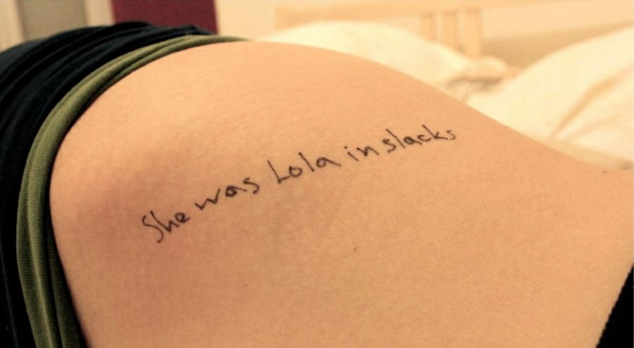 epsteinMujerestatuadas