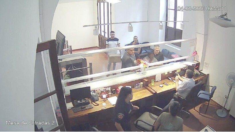 Por orden judicial se allanó el Tribunal de Cuentas 