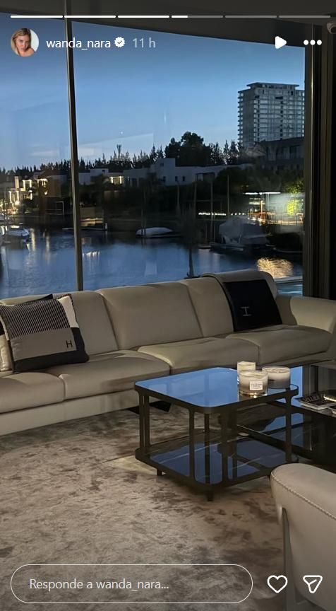 Asi es el espectacular living de la nueva casa de Wanda Nara 