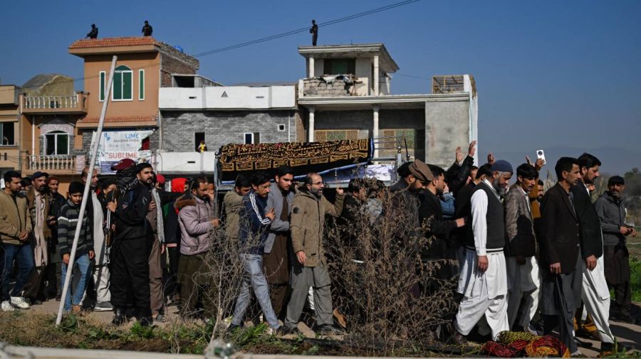 Funerales de las victimas del atentado suicida en una mezquita chií de Islamabad, la capital de Pakistán.07022026