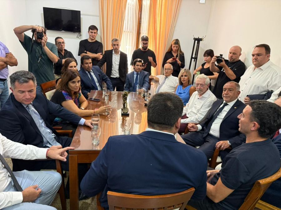 Laboulaye oposición intendente