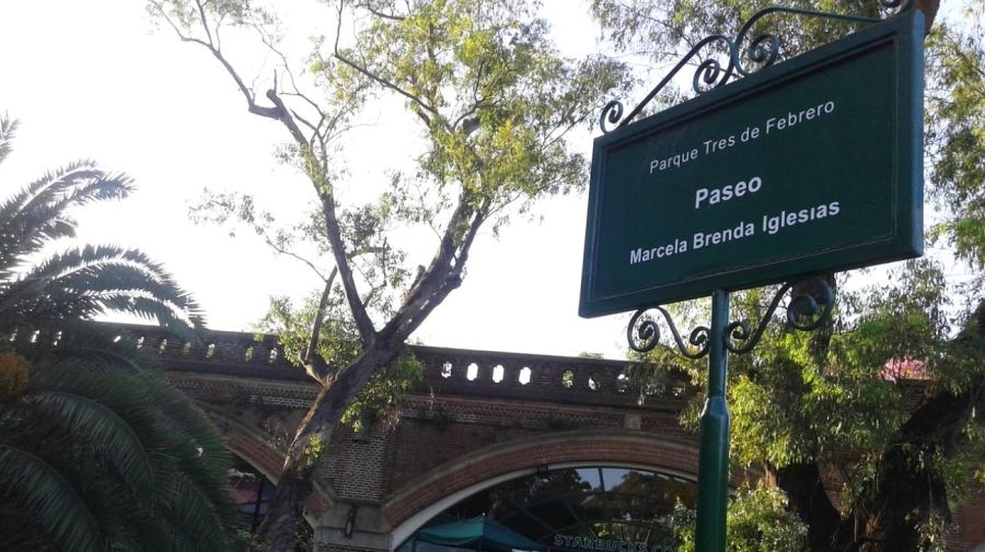 Paseo Marcela Brenda Iglesias en el actual Parque Tres de Febrero, en el barrio de Palermo
