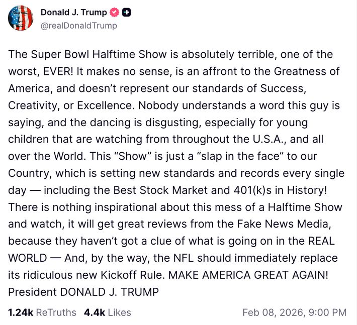Donald Trump criticó el show de Bad Bunny en el Super Bowl LX: 