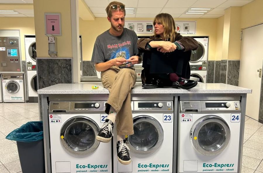 Maya Hawke y Christian Lee Hutson