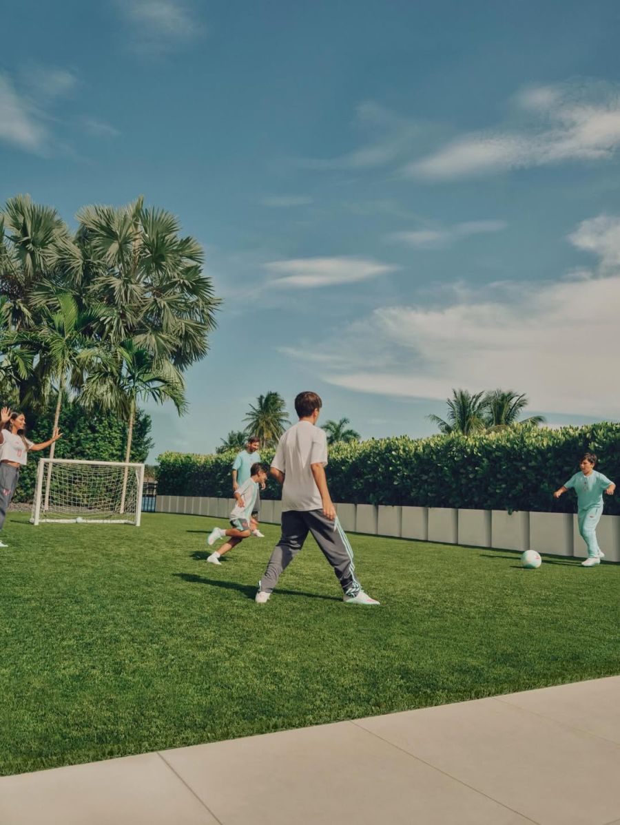 Antonela Roccuzzo, Lionel Messi, Thiago Messi, Mateo Messi, Ciro Messi