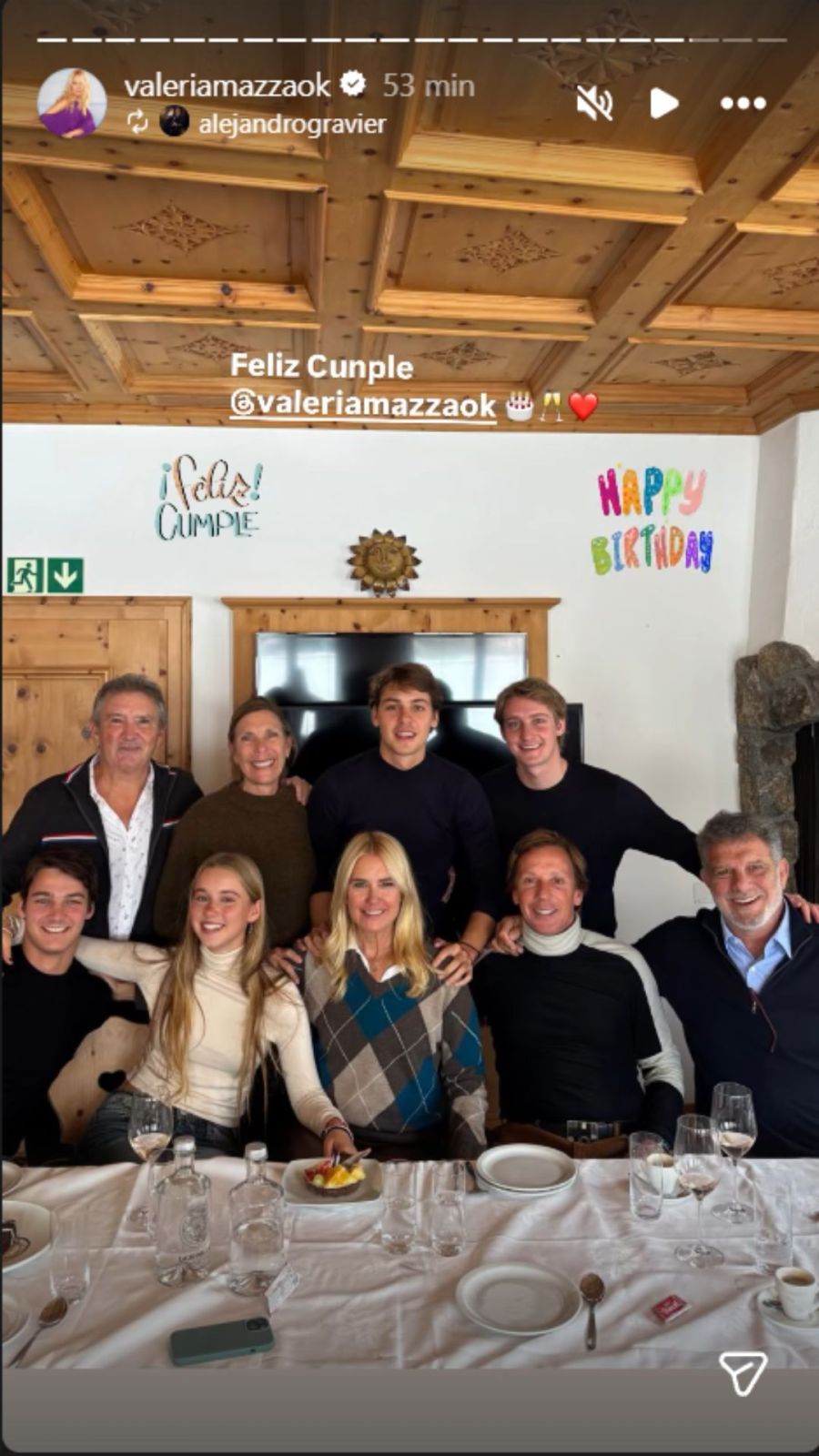 Cumpleaños de Valeria Mazza